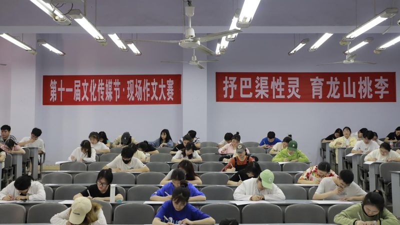 直播代运营全案服务：揭秘报价背后的秘密